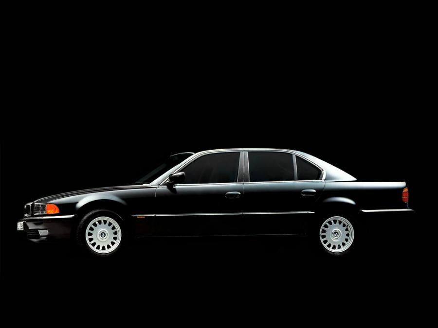  BMW 740i 1996 года  (WW) (фото 5 из 5)